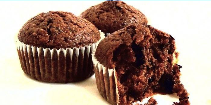 Šokolaadi keefiri tainast muffinid