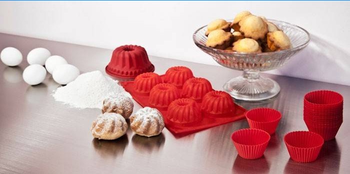Silikoonvormid muffinite ja koogikeste jaoks