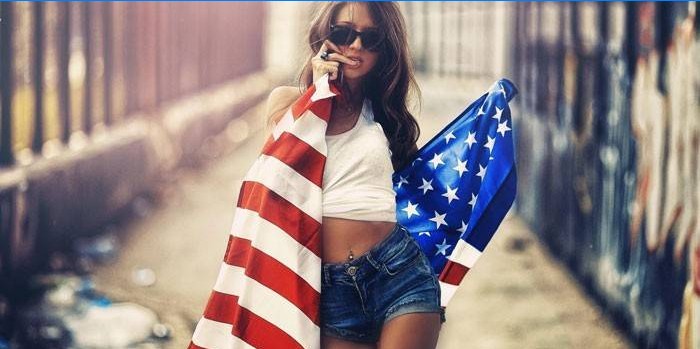 Ameerika lipuga tüdruk
