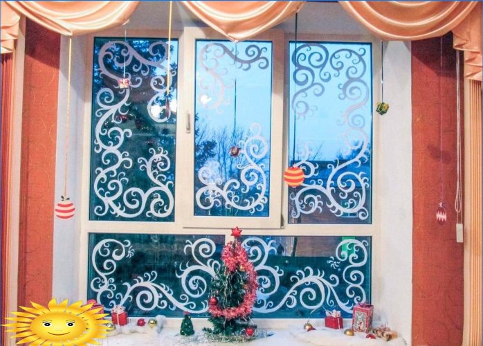 Kuidas uue aasta aknaid kaunistada: fotonäited
