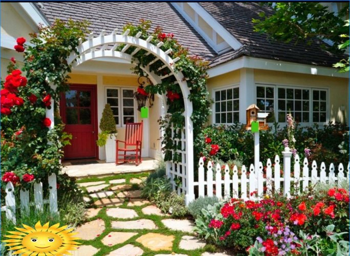 Suurepärased ideed maja ees oleva aia kaunistamiseks