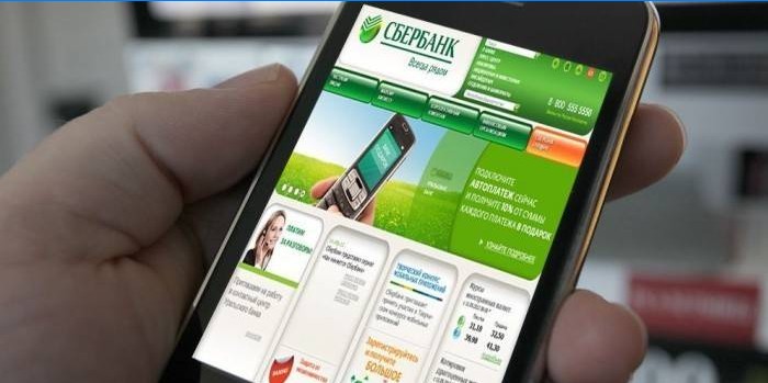 Sberbanki mobiilirakendus nutitelefoni ekraanil