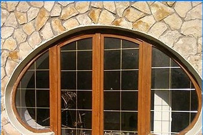 Kohandatud aknad: originaalne disain ja praktilisus