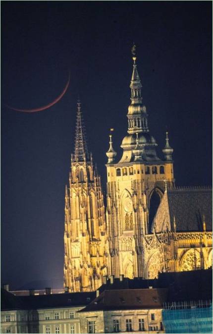 Praha kindlus öösel